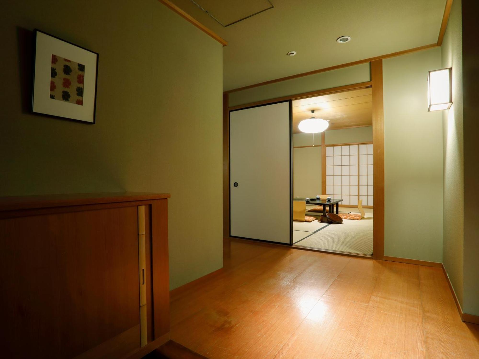 Premier Hotel -Tsubaki- Sapporo Camera foto A sliding door in a Japanese house